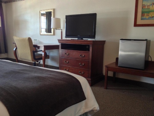 Holiday Hill Inn & Suites image 19
