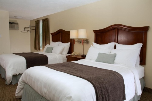 Holiday Hill Inn & Suites image 24